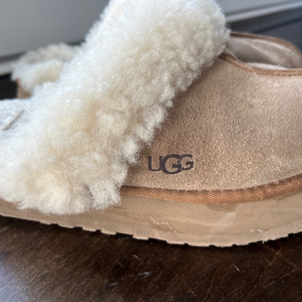 UGG slipper shoes Disquette Chestnut. Size:7